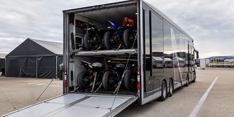 sport-bike-and-race-bike-transport Cross-Country & State-to-State Auto Transport Image